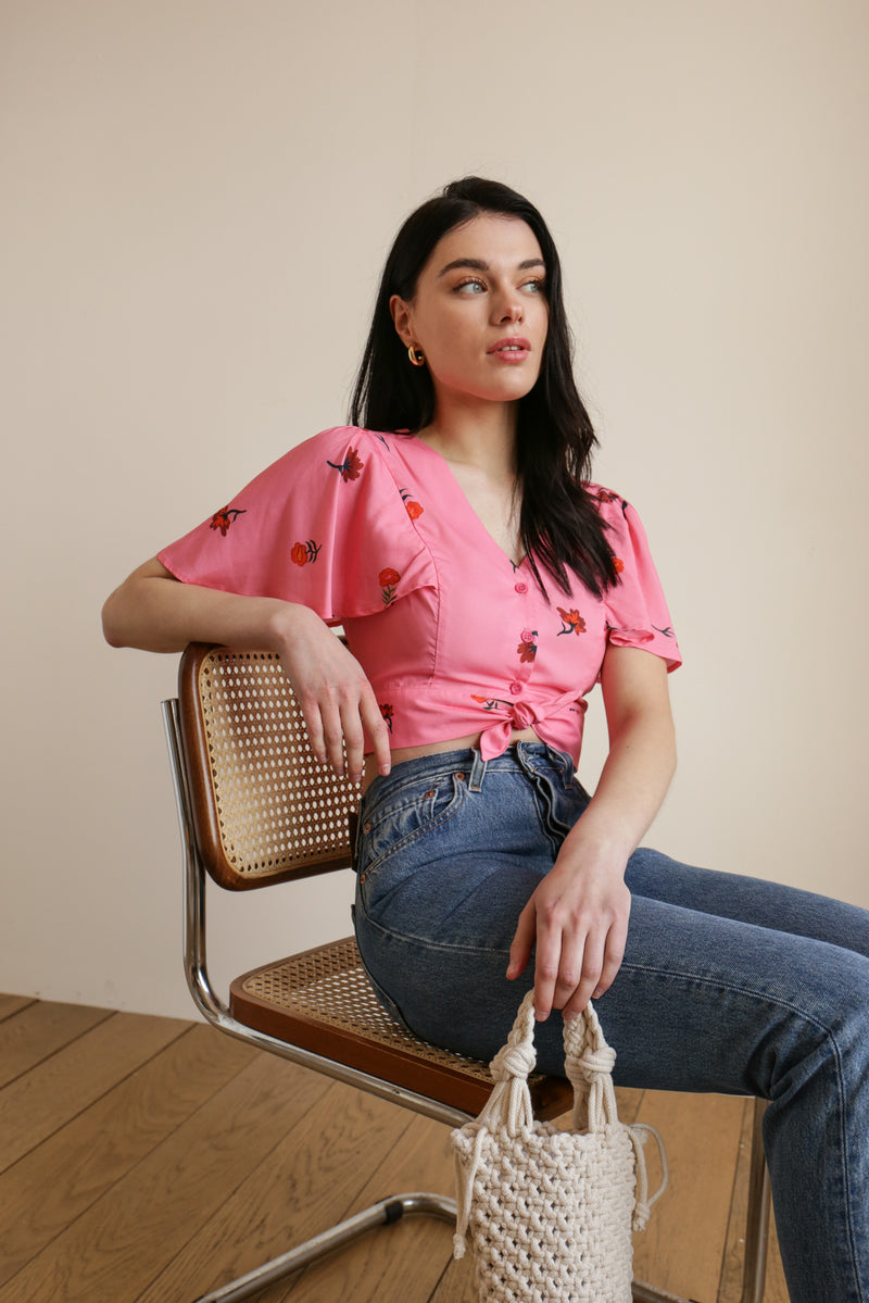 Deidei Sustainable Cropped Blouse in Pink Floral Print 
